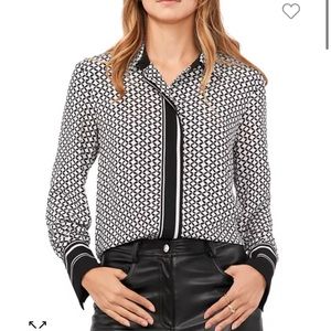 Vince CAMUTO contrast trim blouse
